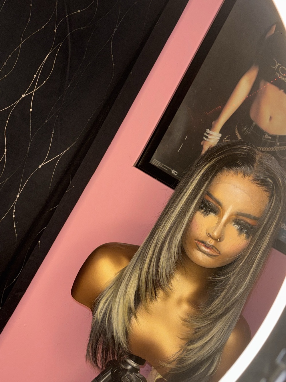 Closure Wig Unit - Picture 2 of 4